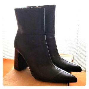 Black Zara ankle boots
